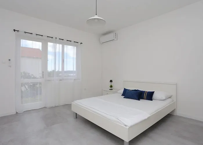 With Parking Space - 23205 * Trogir