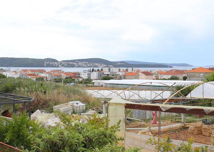 Daire With Parking Space - 23205 Trogir