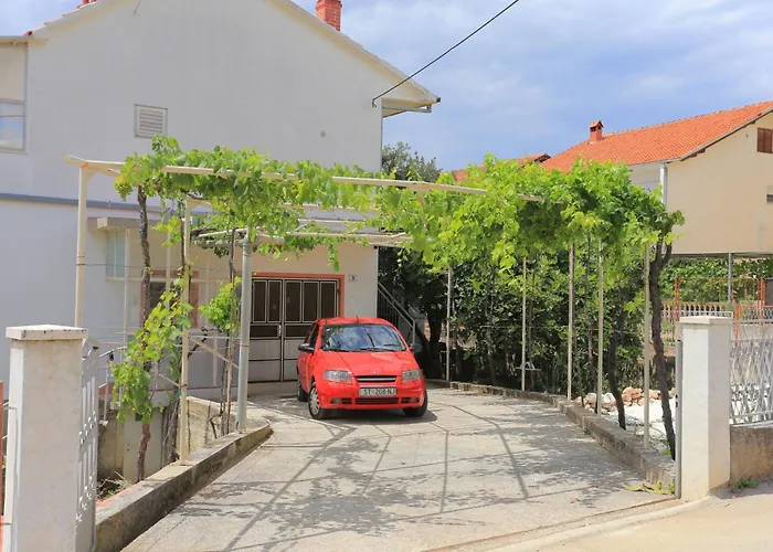 Apartment With Parking Space - 23205 Trogir